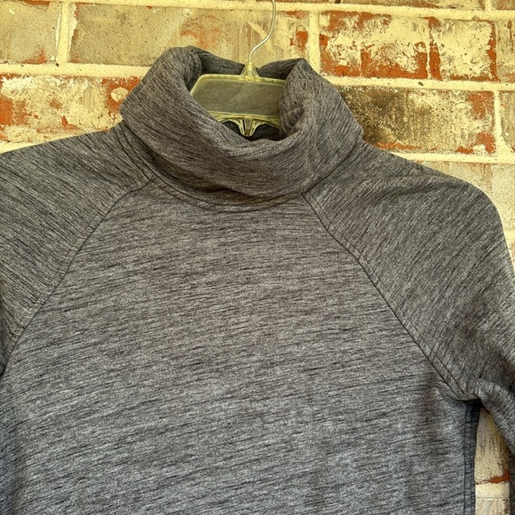 Lululemon Make A Move Gray Funnel Neck Sweatshirt - Picture 2 of 10